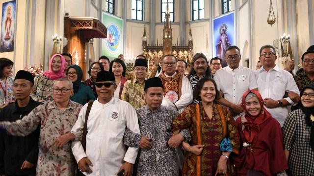 Indonesia Menempati Peringkat Negara Paling Religius